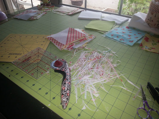 ✂️ The Therapeutic Power of Cutting Fabric for Quilting