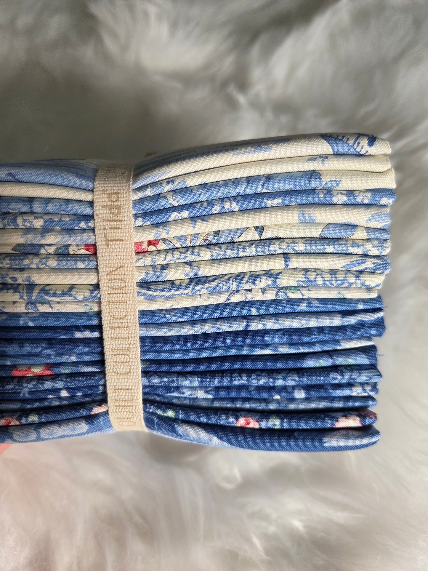 Tilda Something Blue FQB 20 Fabrics 21x19
