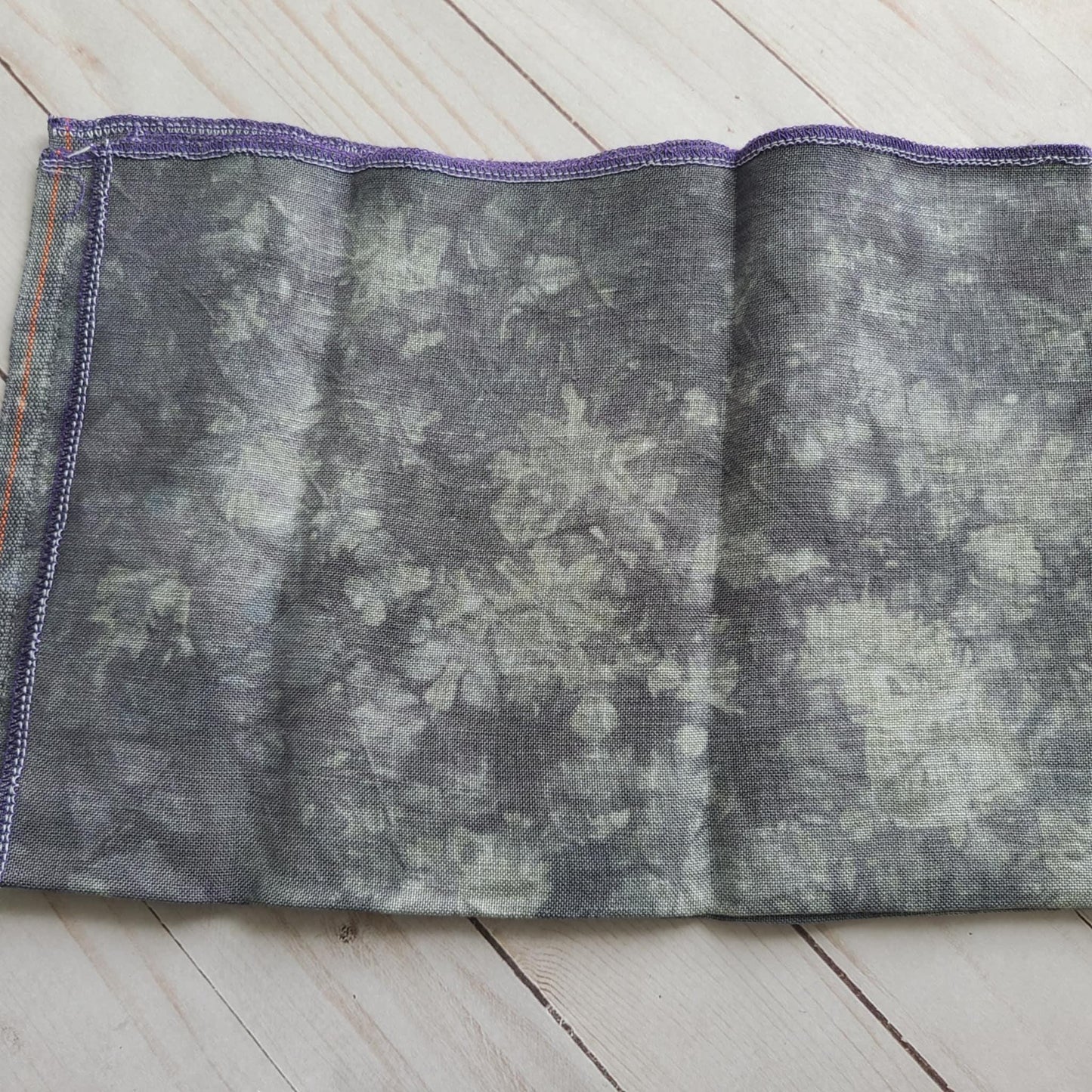 BeStitchMe Hand Dyed Halloween Spooky Fabric 36 ct Linen 1/4 yard