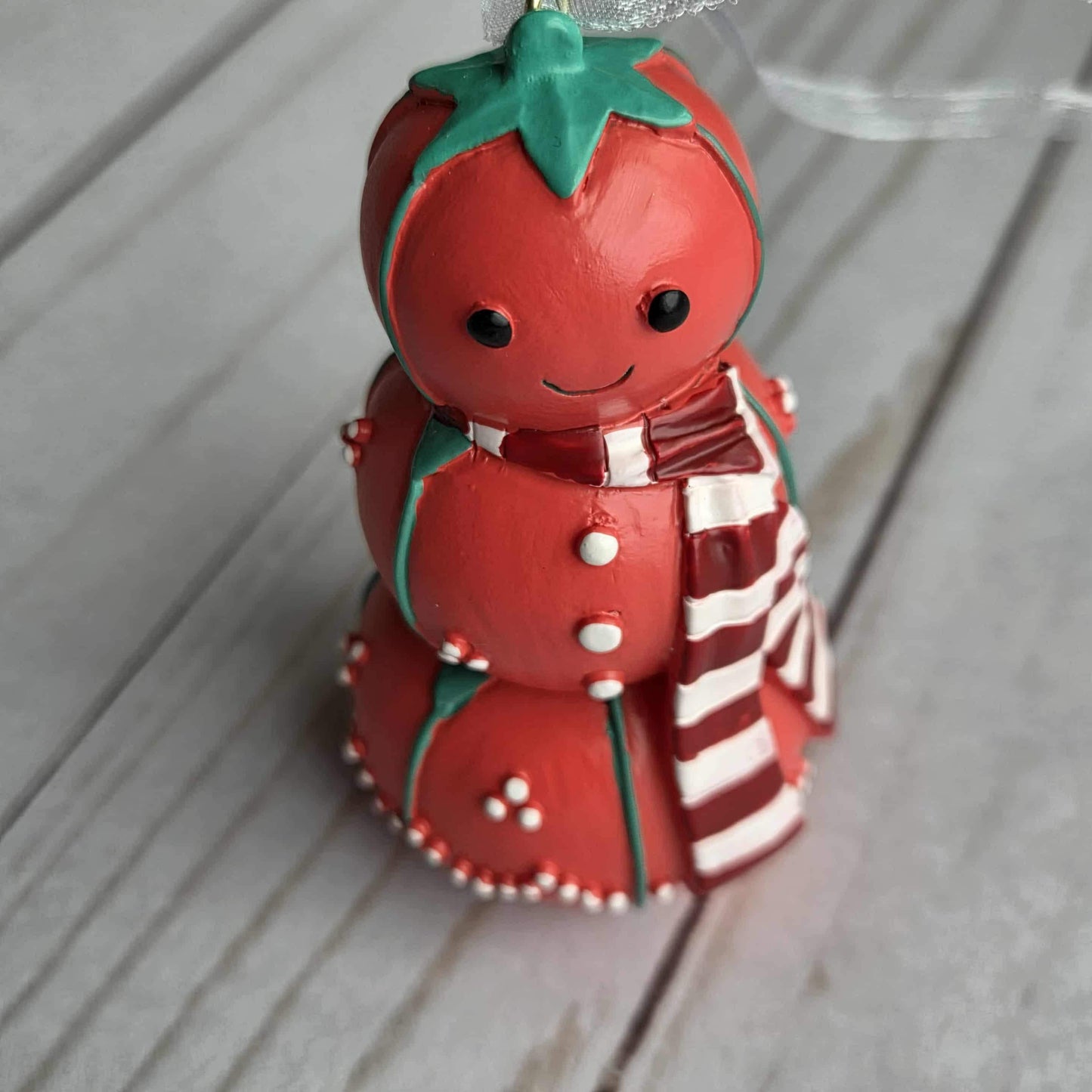 Ornament Snowman Tomato Pincushion ornament by Moda