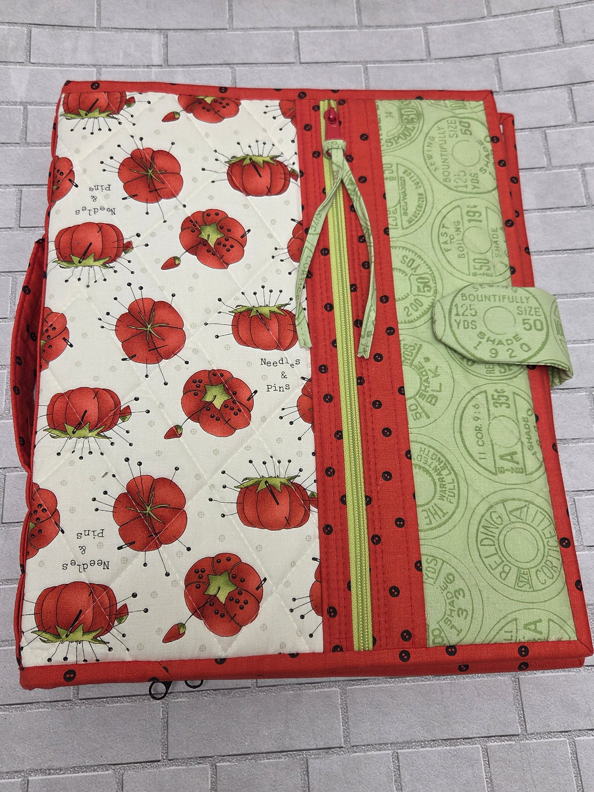 Missi Lynn Previously Loved Project Folder large – Excellent like new Condition