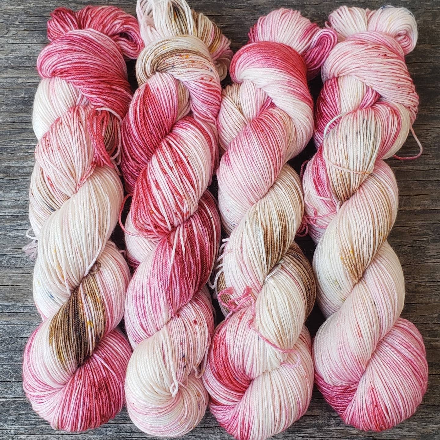 Henrietta: Fingering weight Yarn