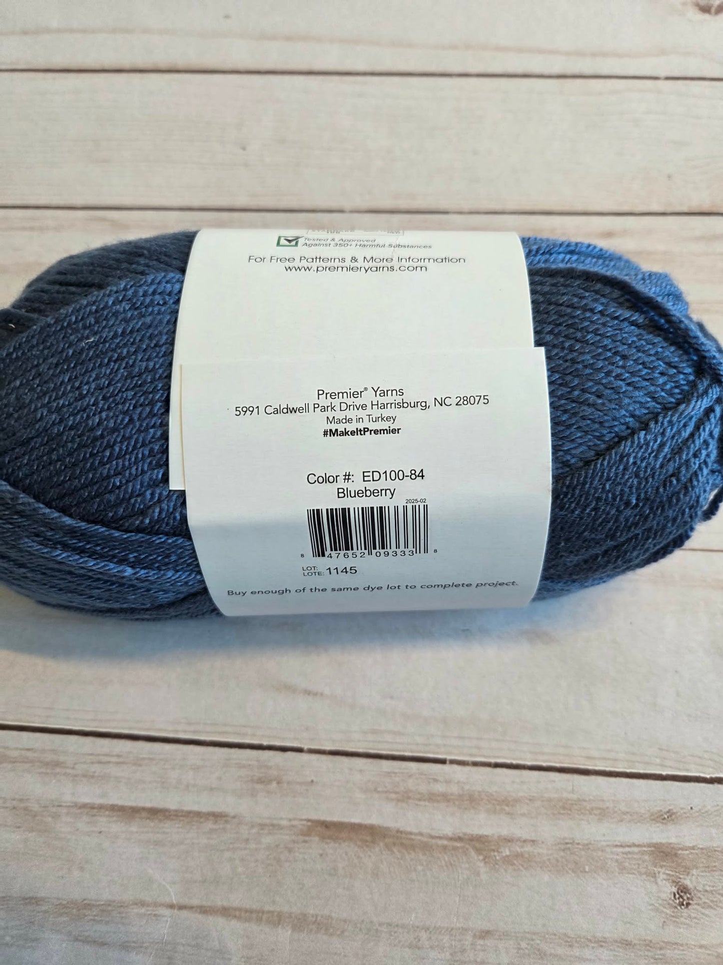 Blueberry color Anti-Pilling Everyday Worsted by Premier Yarns