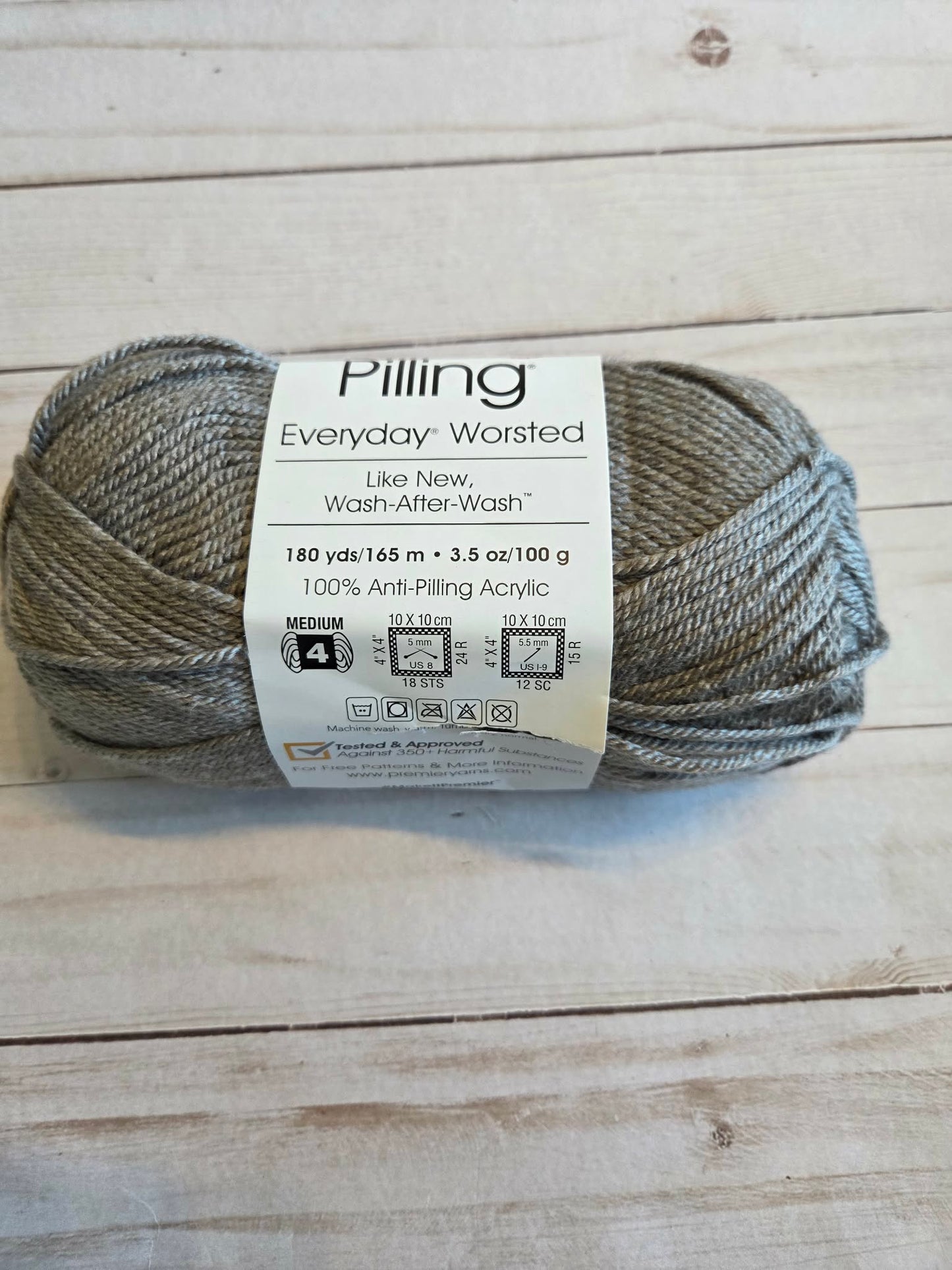 Dove color Anti-Pilling Everyday Worsted by Premier Yarns
