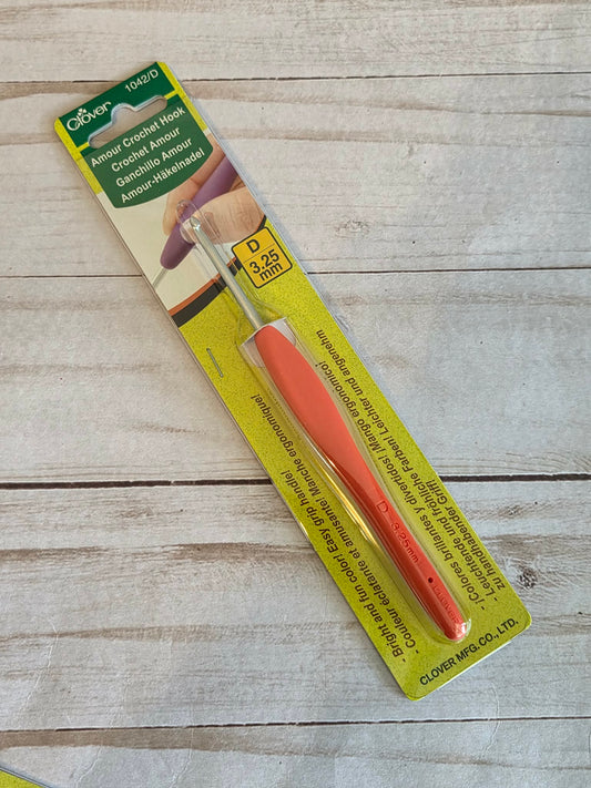 Clover Amour Crochet Hook D/3.25MM