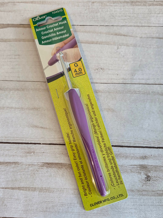 Clover Amour Crochet Hook G/4MM