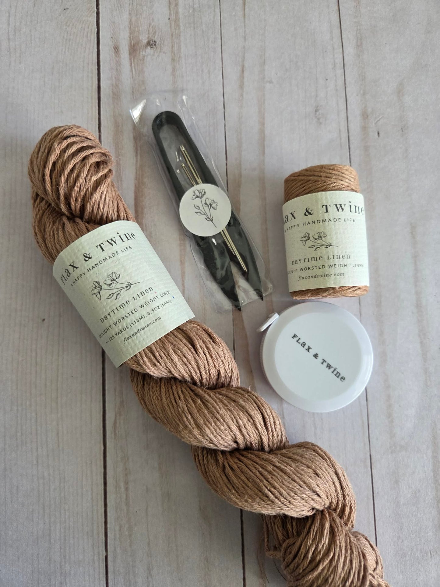 Flax & Twine Trellis Stitch Drawstring Bag Kit - Fawn