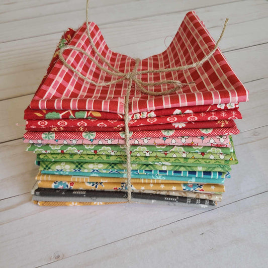 Home Town Holiday by Lori Holt 22 Fat Eights Fat Quarter Bundle Riley Blake