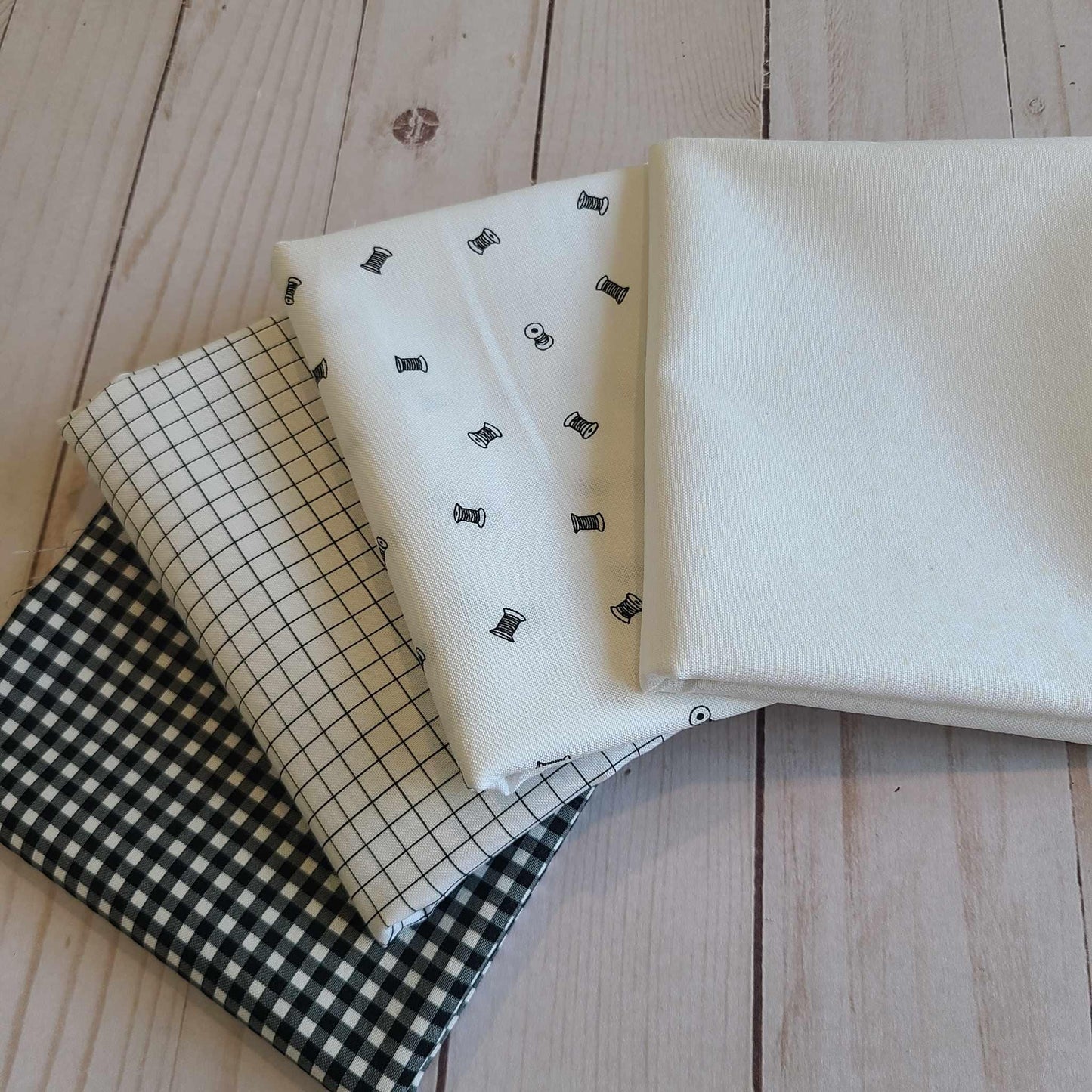 Black and White Fat Quarter Bundle Riley Blake