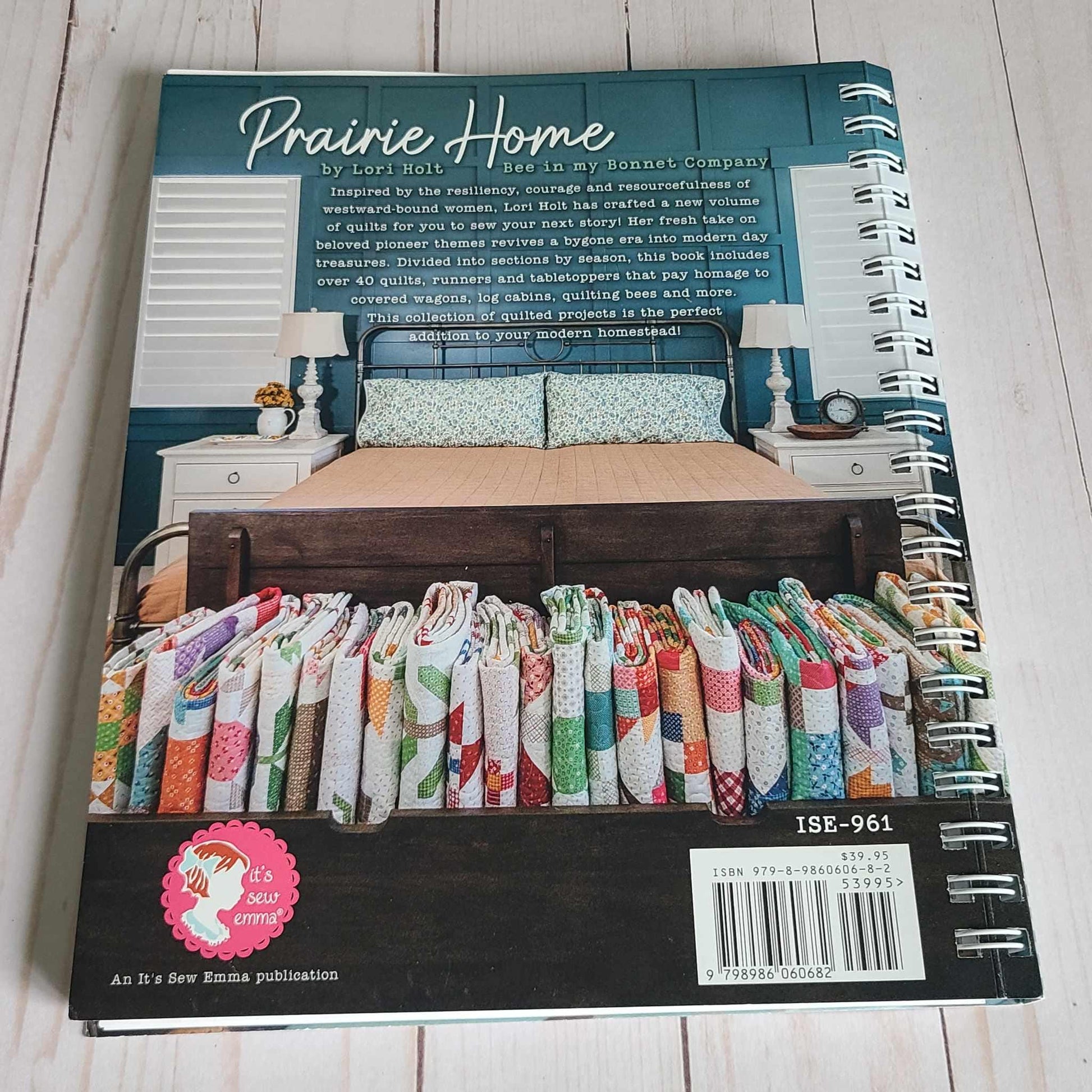 Prairie Home Quilt Book Lori Holt of Bee in my Bonnet Co.