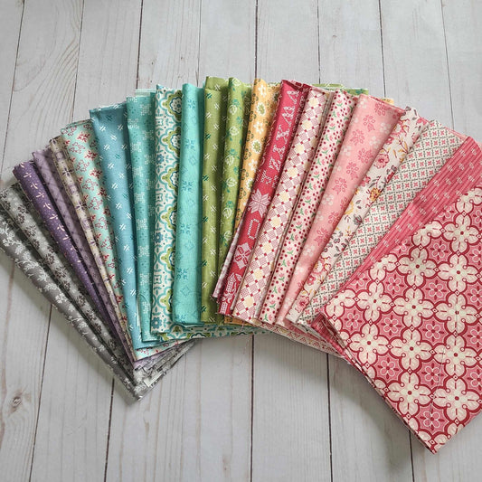 Piece & Plenty by Lori Holt 21 FQ Fat Quarter Bundle Riley Blake