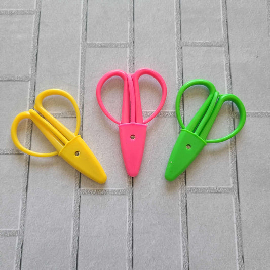 Mighty Mite Mini Embroidery Scissors, Cross stitch scissors, travel scissors