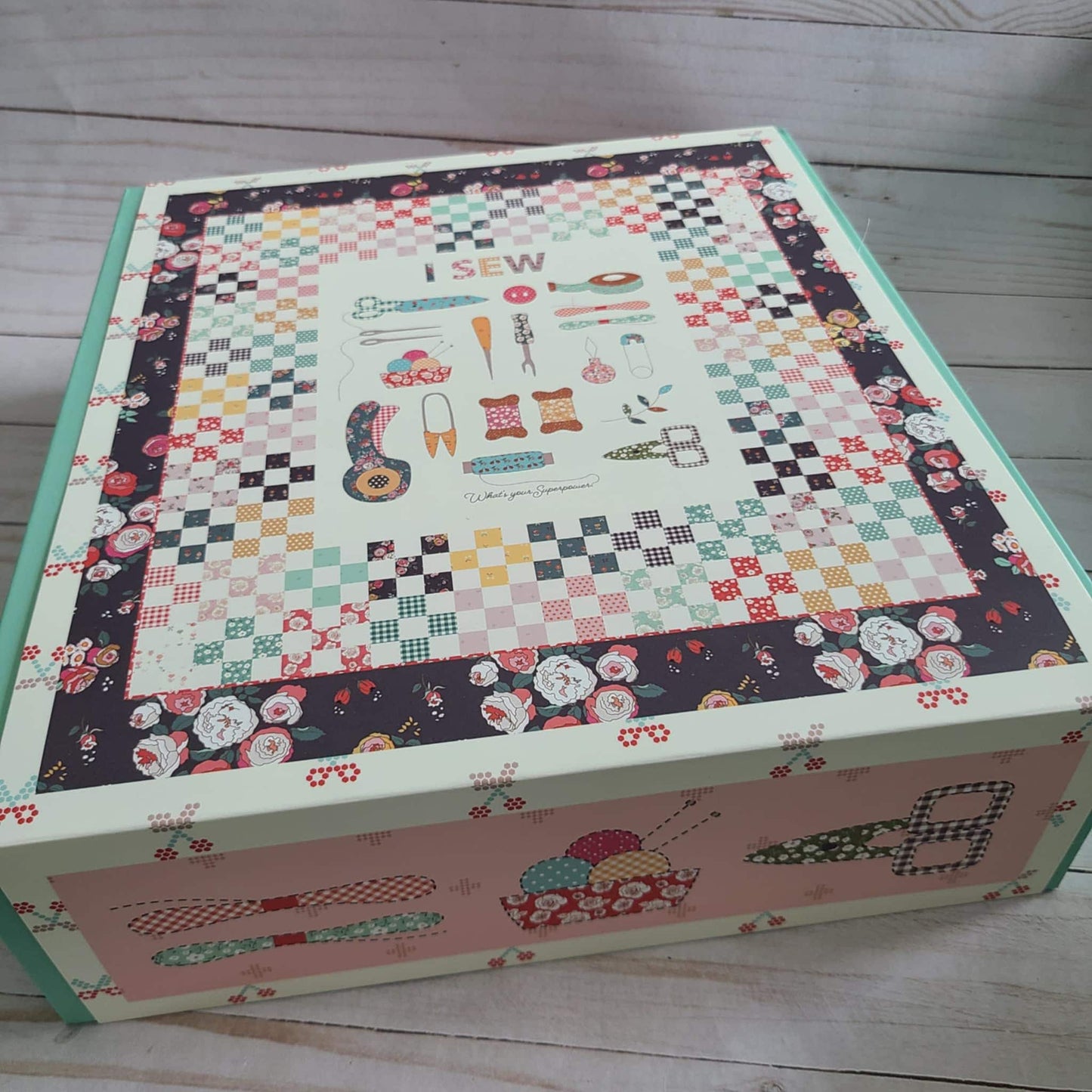 I Sew Panel Quilt Kit the fabric featured is Sunsetridge by Minki Kim.