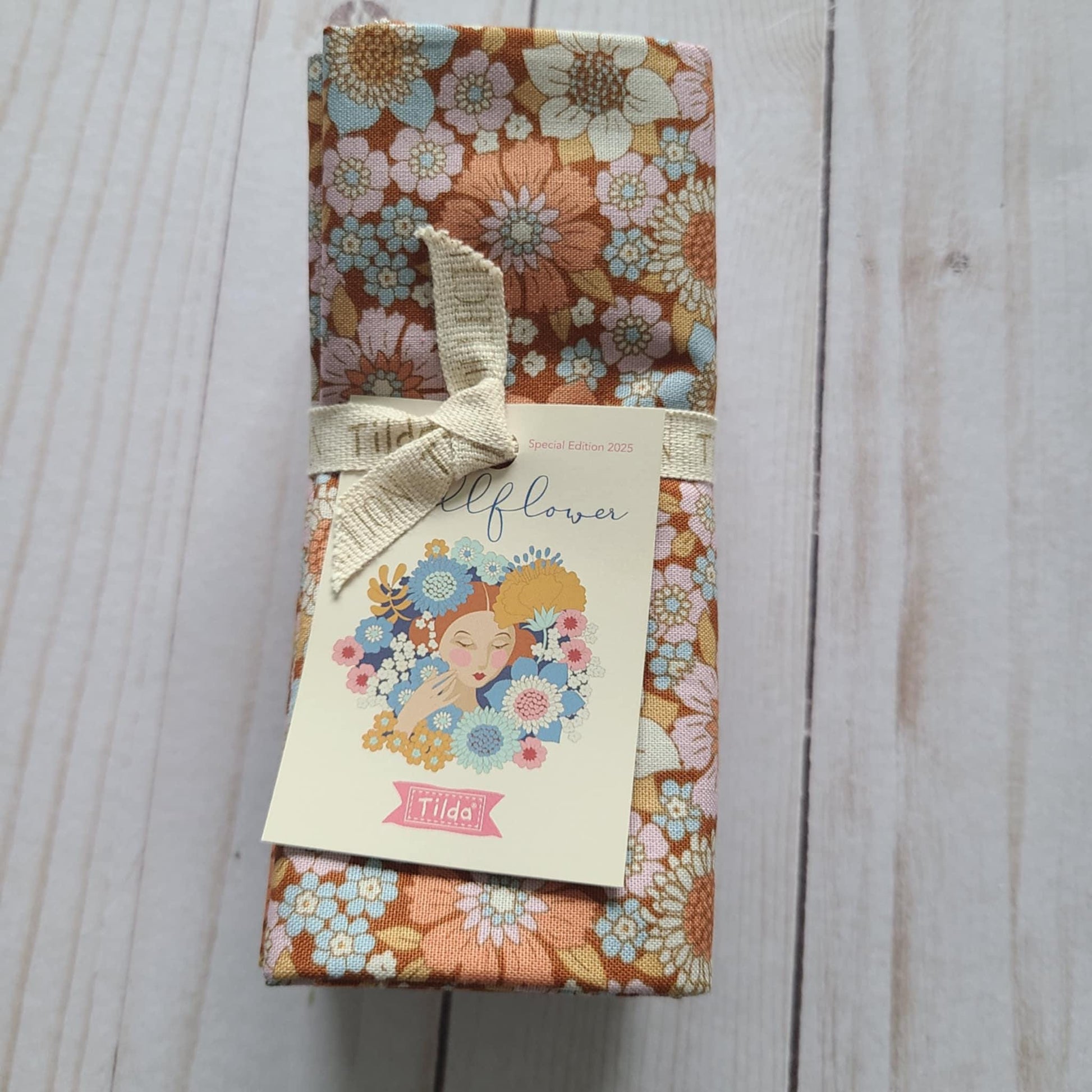 Wallflower 5 Fat Quarter Bundle Tilda Fabrics - Caramel/Thistle Colorstory