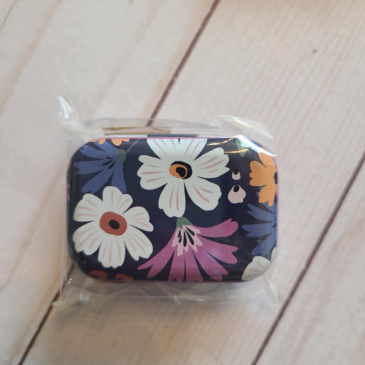 Needle case, magnetic needle box, needle tin, travel needle holder, storage for needles, embroidery, sewing, cross stitch, retreat gift.