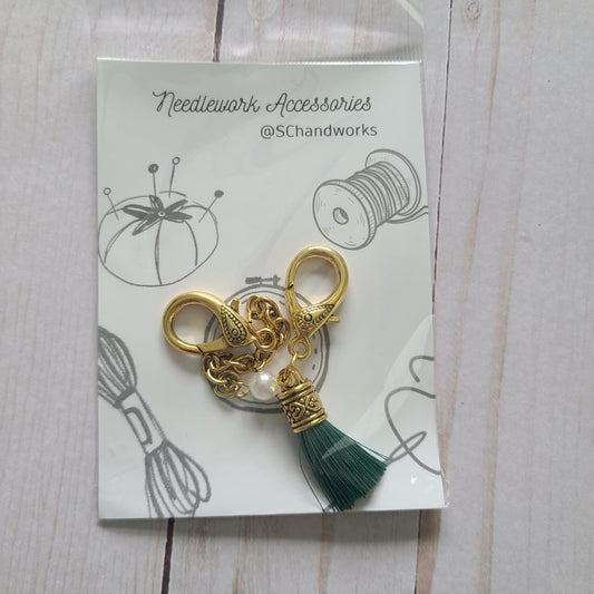 Green Scissor Fob Vintage Style Tasseled Scissor Chain Accessory for Embroidery Scissors Tassel Chain for Stitchers, Sewers & Knitters