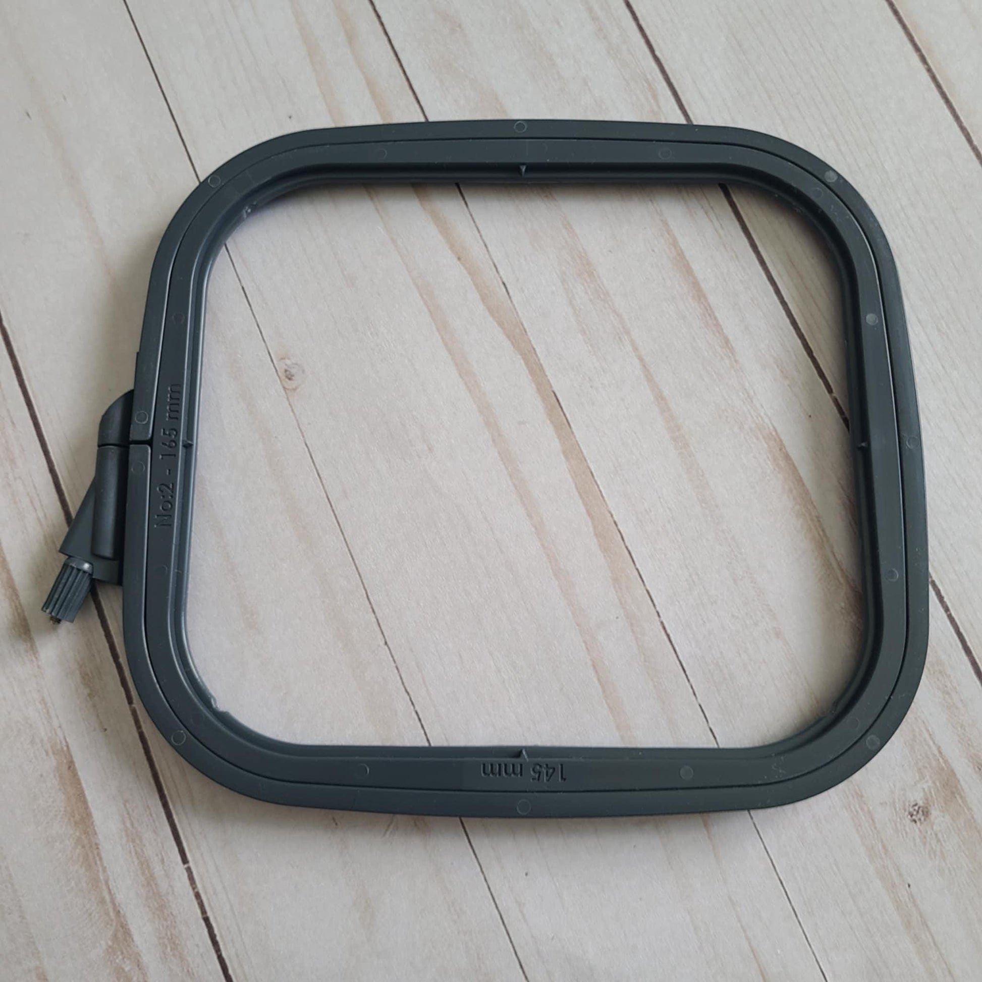 Nurge Square Plastic Hoops 145 X 165mm (5.7" X 6 1/2") Grey