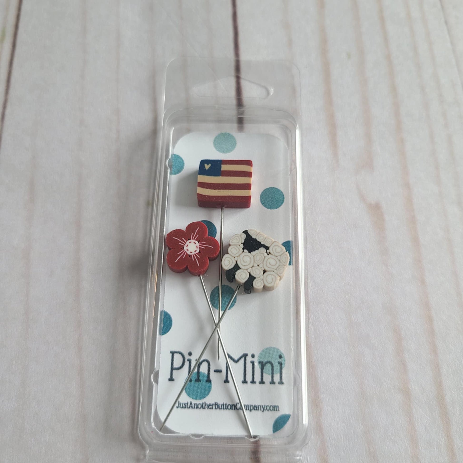 Just Another Button Company Pin-Mini All American Ewe