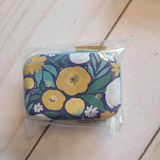 Needle case, magnetic needle box, needle tin, travel needle holder, storage for needles, embroidery, sewing, cross stitch, retreat gift.