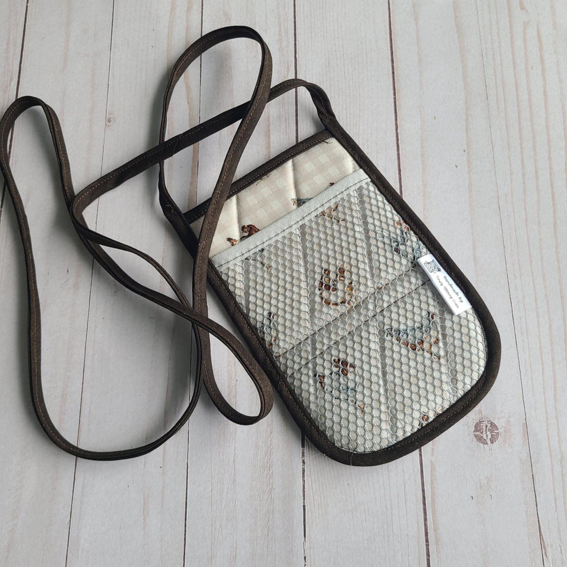 Badge Holder, Cross Body Bag, Retreat Badge Holder, Cross Stitch Retreat, Quilt Retreat, Conference Badge Holder