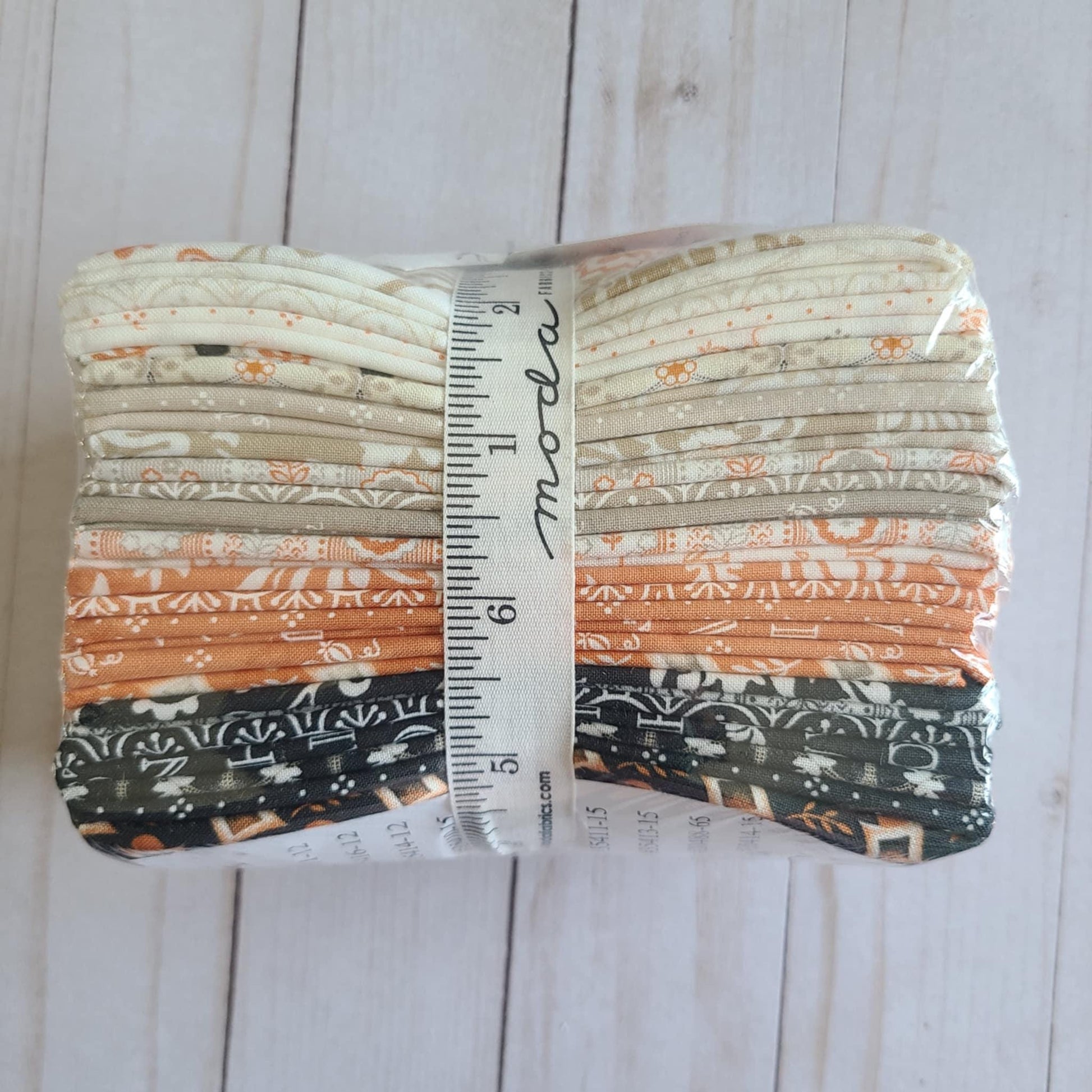 Agatha Road Fat Eighth Bundle by Fig Tree and Co- Moda- 32 prints