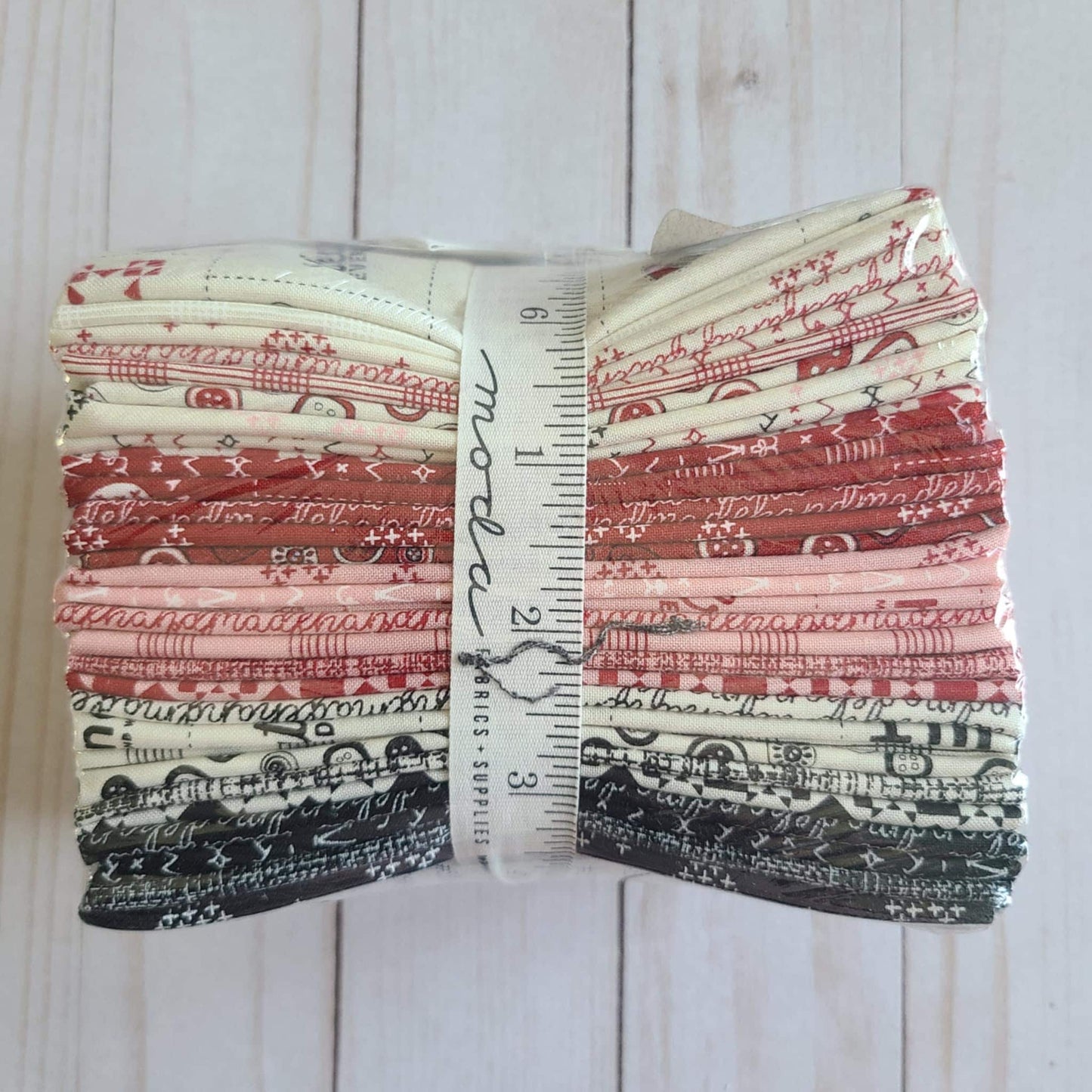 Threads Fat Eighth Bundle by Sweetwater for Moda - 34 prints