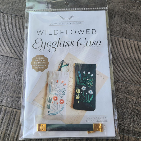 Wildflower Eyeglass Case Zakka Workshop#1 embroidering