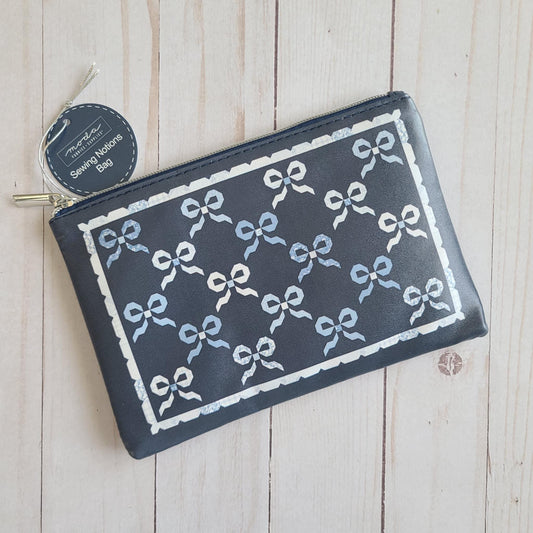 Glam Bag Darling Quilt sewing notions bag Nantucket Summer by Camille Roskelley
