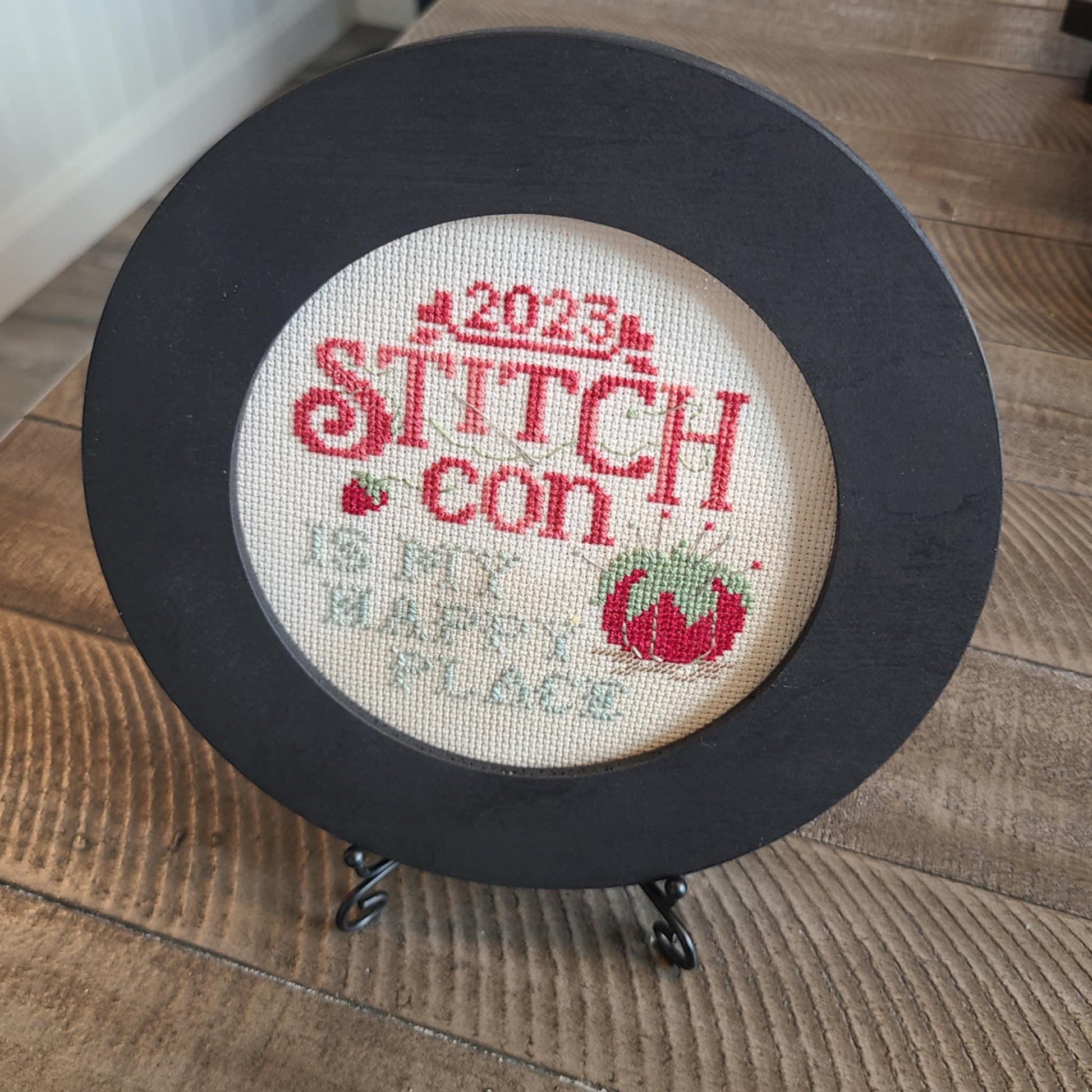 Modern Embroidery Hoop Frame For 5" Hoops Black