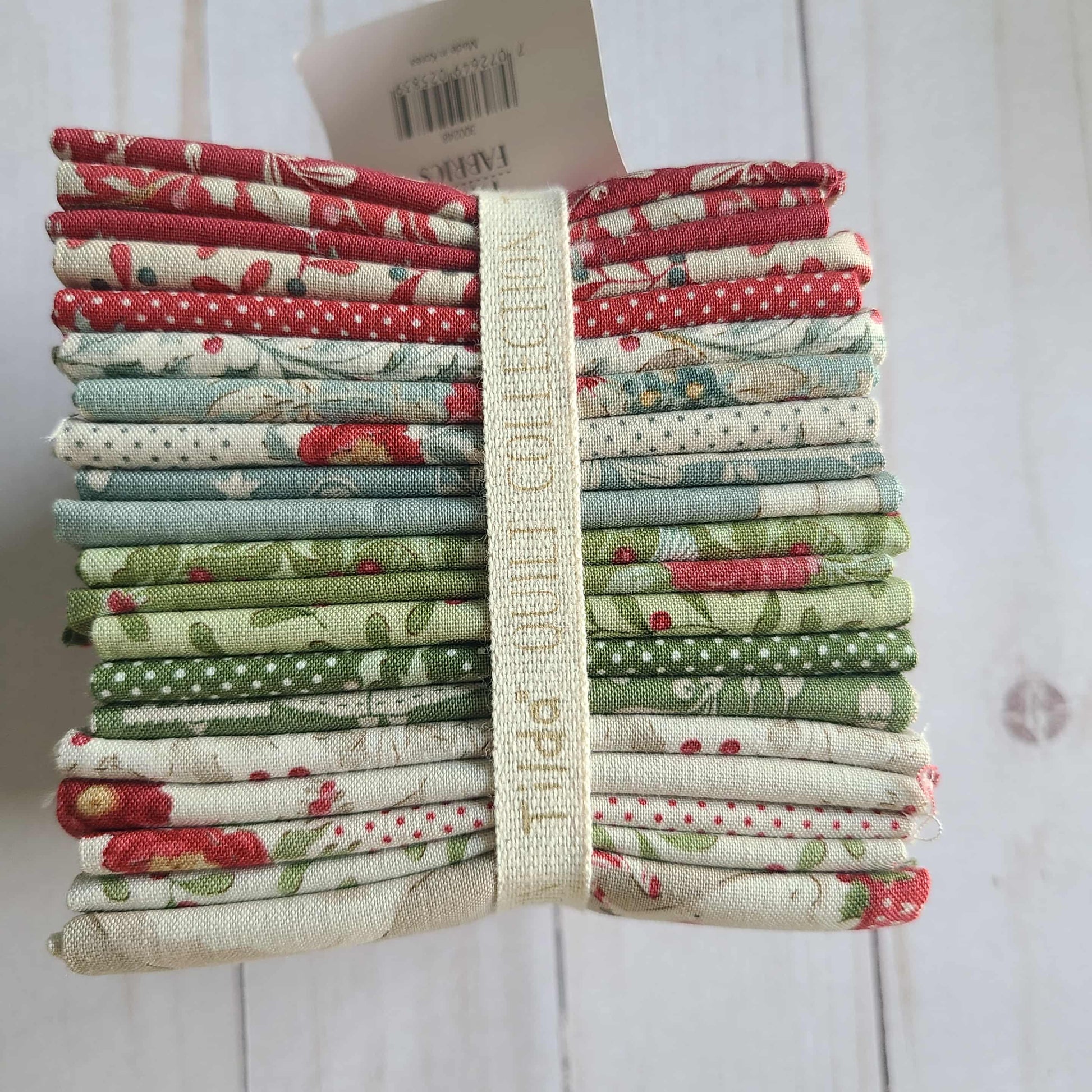 Tilda Merry Little Christmas Fat Eight Bundle 20pc