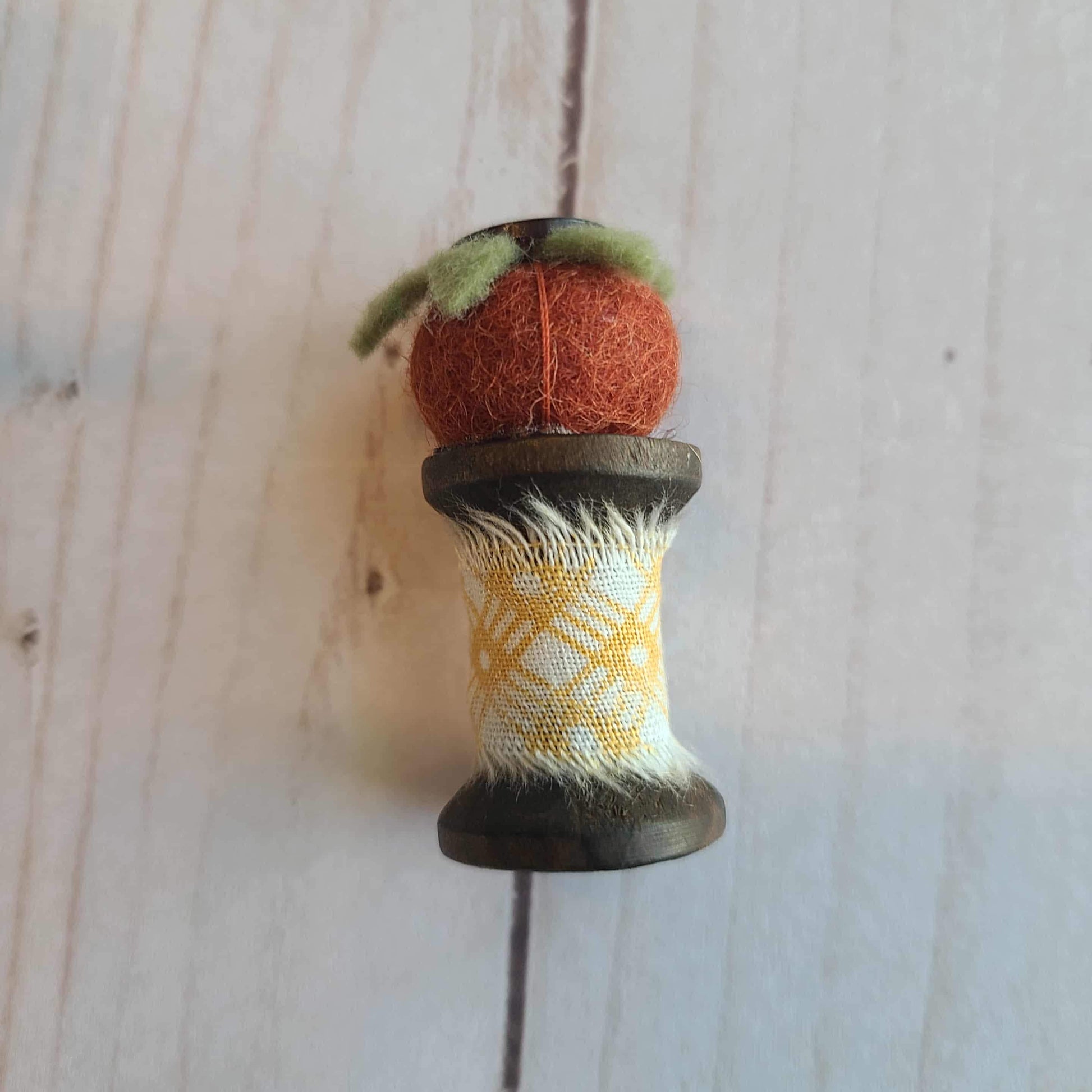 Harvest Miniature Spool Pincushion Retreat gift limited edition