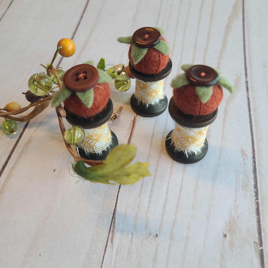 Harvest Miniature Spool Pincushion Retreat gift limited edition