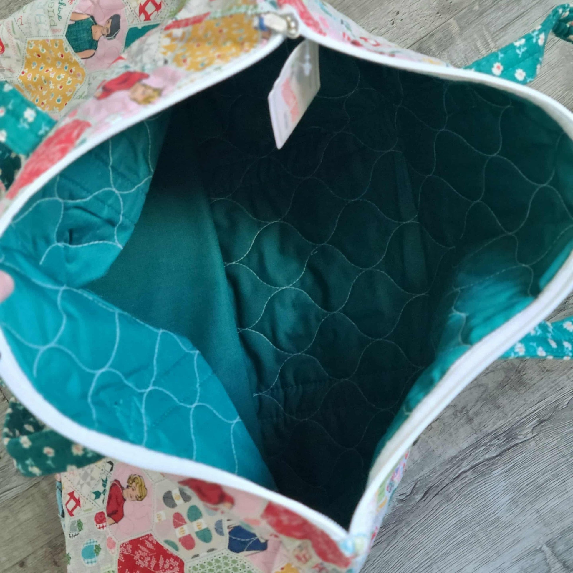 Lori Holt Sew Happy! Quilted Bag