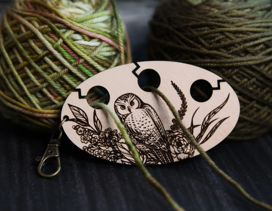 Owl Knitting & Crochet Yarn Separator 3 Holes Yarn Divider